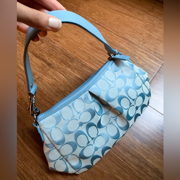 Coach Handbags - COACH NWOT Shoulder Bag in Signature Chambray Monogram Print Light Blue